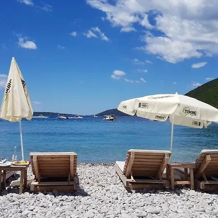 Vacation House At Lustica Bay In Montenegro Appartement Podgorica