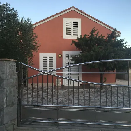 Appartement Vacation House At Lustica Bay In Montenegro Podgorica